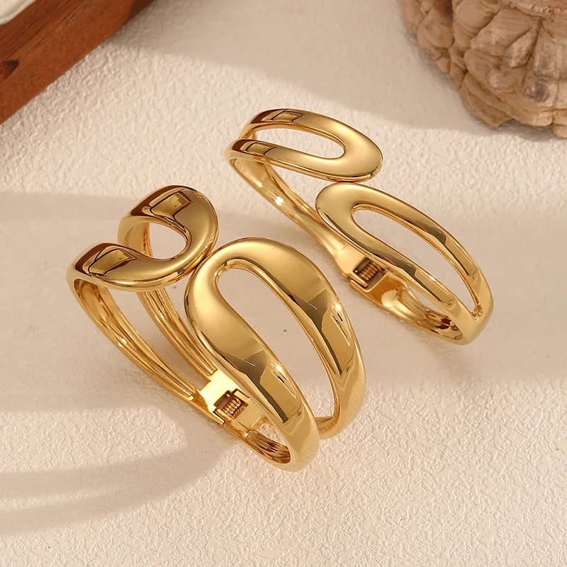 Double Layers Hollow Metal Wide Bracelet Bangle Stainless Steel Waterproof Wrist Jewelry Women Adjustable Cuff Bracelet Bangle